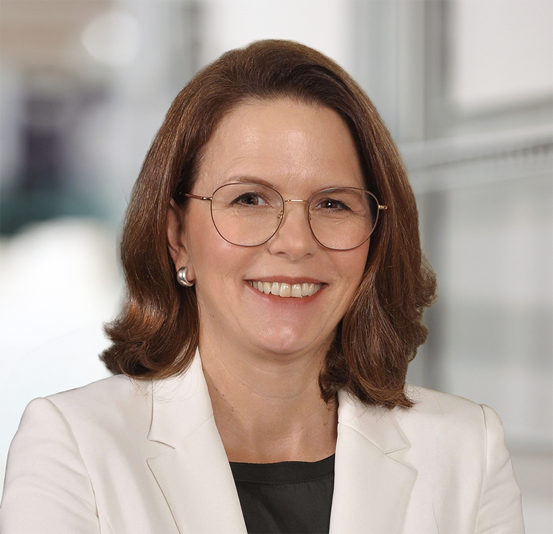 Dr_Susanne_Leonhartsberger-1